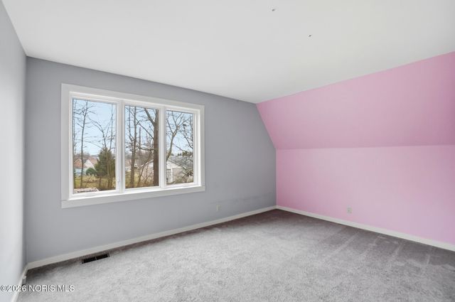 1450 Fostoria Avenue, Findlay, OH 45840