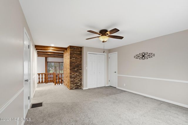 1450 Fostoria Avenue, Findlay, OH 45840