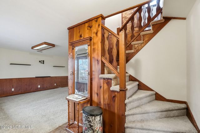 1450 Fostoria Avenue, Findlay, OH 45840