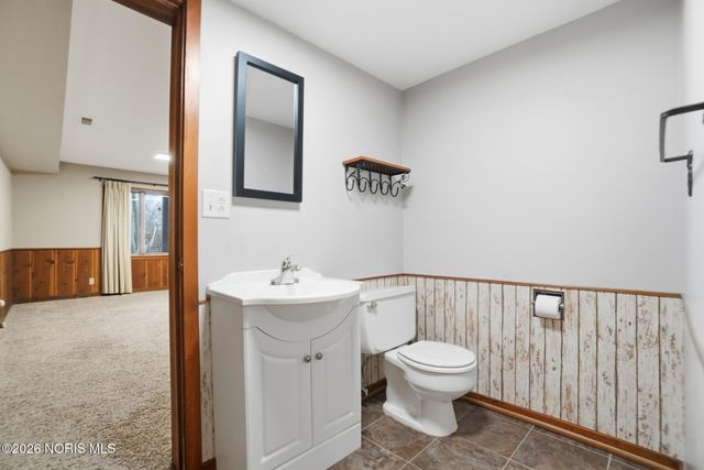 1450 Fostoria Avenue, Findlay, OH 45840