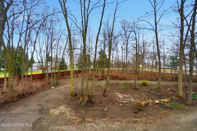 1450 Fostoria Avenue, Findlay, OH 45840