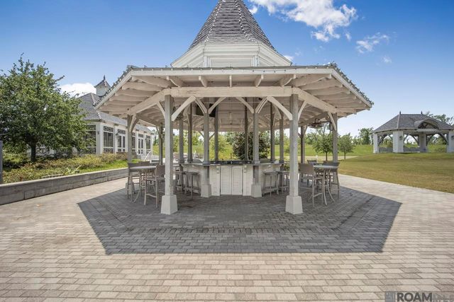 3240 Pointe-marie Dr, Baton Rouge, LA 70820