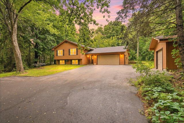 W10417 County Road FF, River Falls, WI 54022
