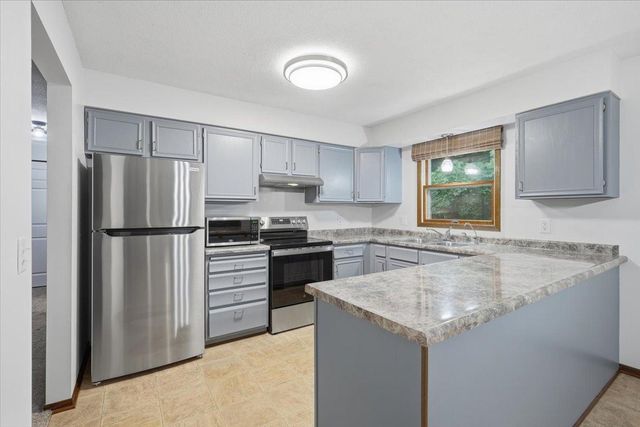 W10417 County Road FF, River Falls, WI 54022