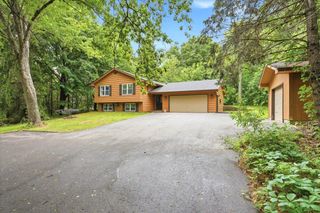W10417 County Road FF, River Falls, WI 54022