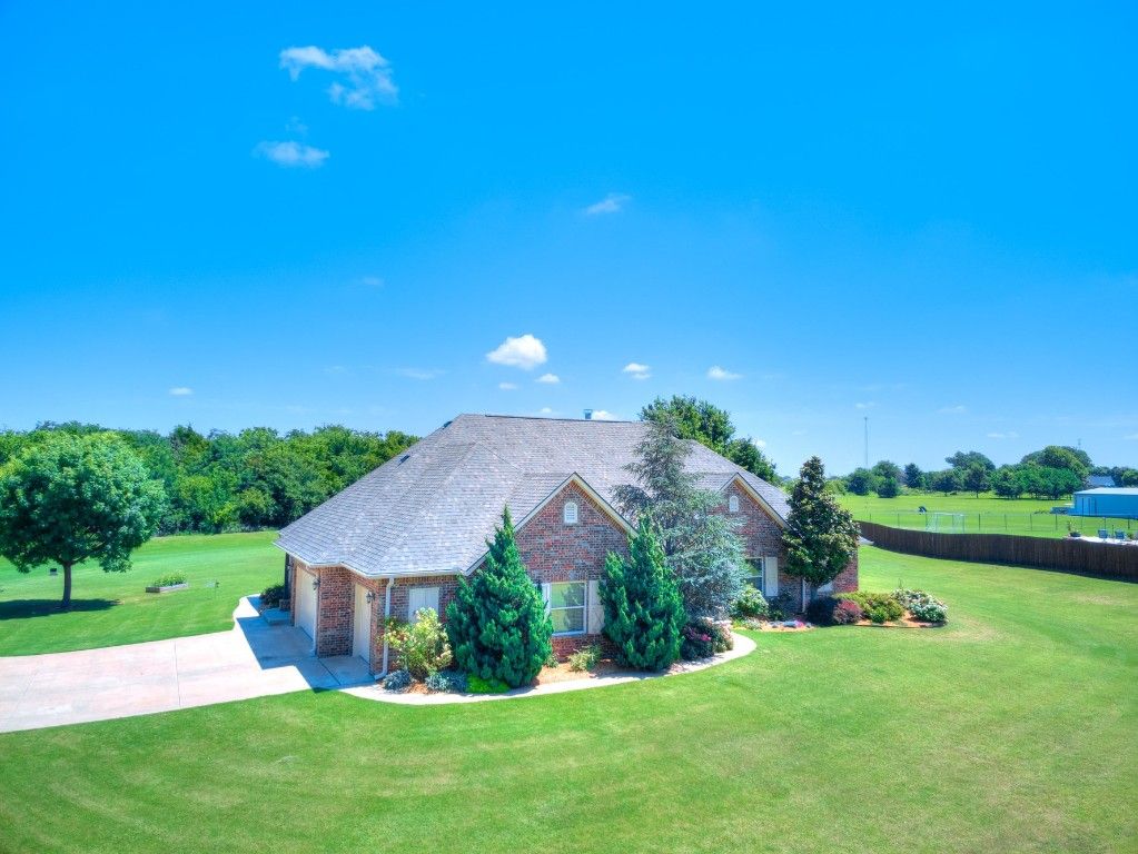 775 Magnolia Lane, Tuttle, OK 73089