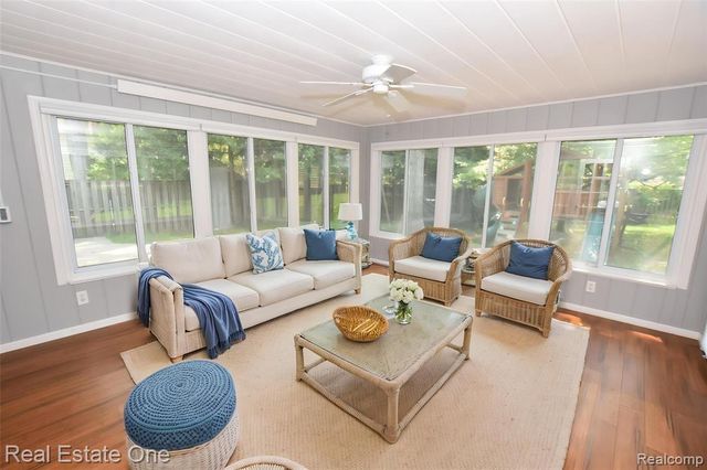 2571 Red Arrow Drive, Commerce Twp, MI 48382