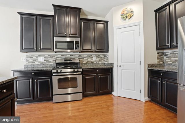 2405 CINDY LN, Warrington, PA 18976