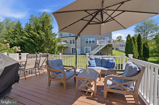 2405 CINDY LN, Warrington, PA 18976