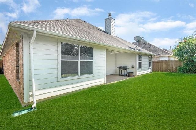 405 Magnolia Estates Drive, League City, TX 77573