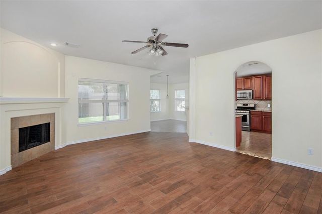 405 Magnolia Estates Drive, League City, TX 77573