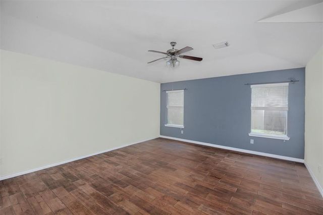 405 Magnolia Estates Drive, League City, TX 77573