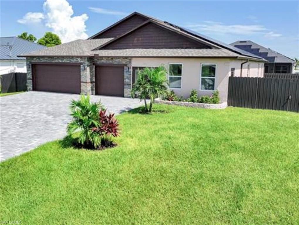 Image 3 of property listing at 3327 NW 1st ST, Cape Coral, FL 33993