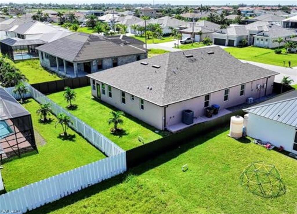 Image 5 of property listing at 3327 NW 1st ST, Cape Coral, FL 33993