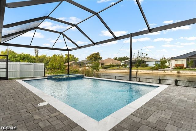 222 SE 2nd AVE, Cape Coral, FL 33990