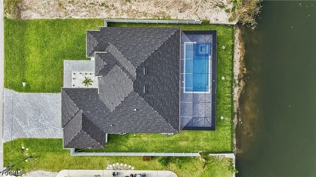 222 SE 2nd AVE, Cape Coral, FL 33990