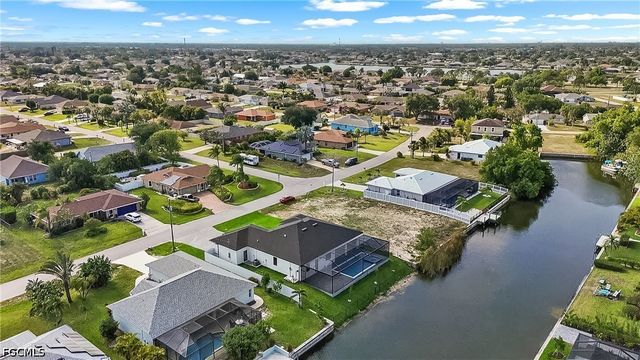 222 SE 2nd AVE, Cape Coral, FL 33990