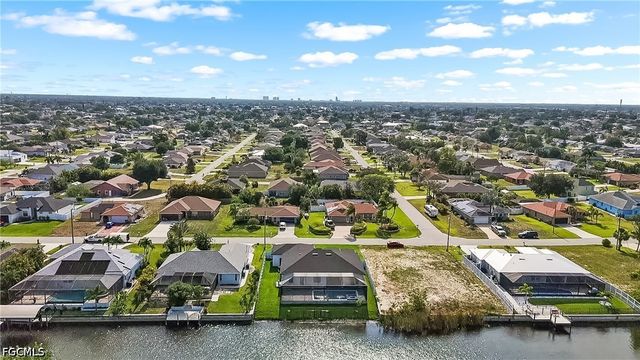 222 SE 2nd AVE, Cape Coral, FL 33990
