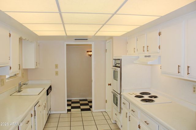 10207 W KINGSWOOD Circle, Sun City, AZ 85351
