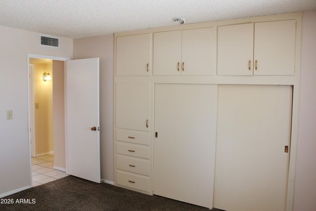 10207 W KINGSWOOD Circle, Sun City, AZ 85351
