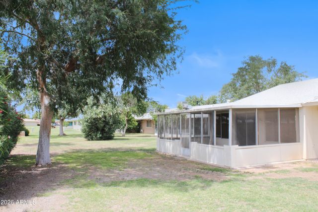 10207 W KINGSWOOD Circle, Sun City, AZ 85351