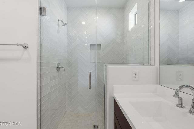 2121 W Sonoran Desert Drive 83, Phoenix, AZ 85085