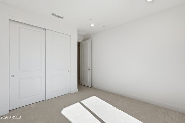 2121 W Sonoran Desert Drive 83, Phoenix, AZ 85085