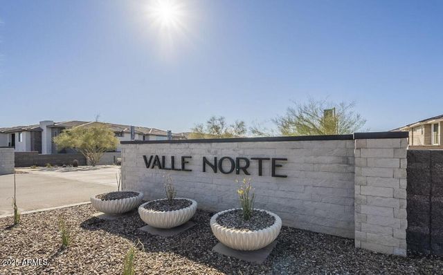 2121 W Sonoran Desert Drive 83, Phoenix, AZ 85085