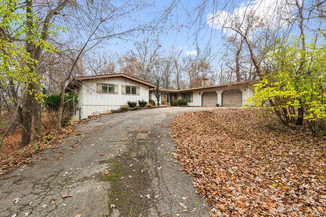 4N645 Mohican Lane, Elburn, IL 60119