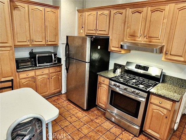 6122 Stafford, Huntington Park, CA 90255