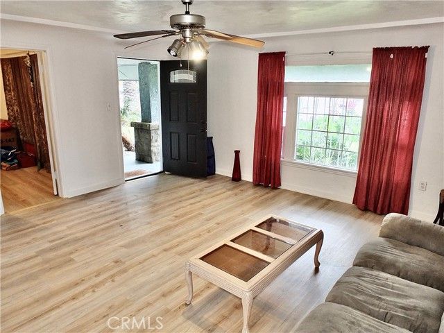 6122 Stafford, Huntington Park, CA 90255