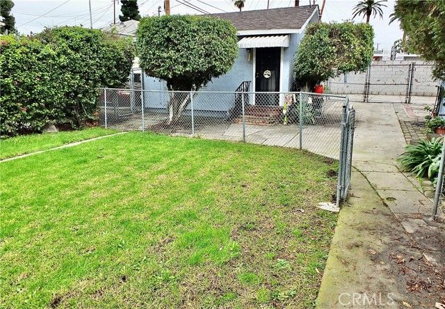 6122 Stafford, Huntington Park, CA 90255