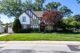 906 20th Avenue, East Moline, IL 61244