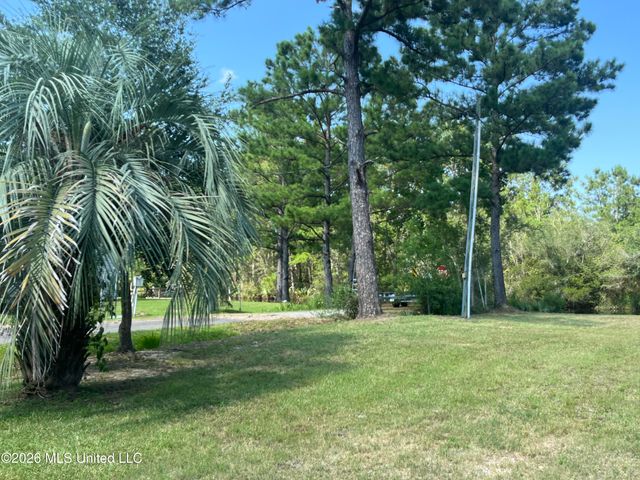 6007 Tyler Street, Bay Saint Louis, MS 39520