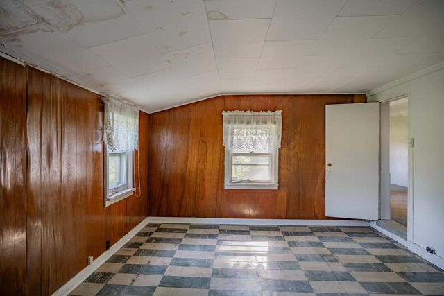 433 West Avenue, Mauston, WI 53948