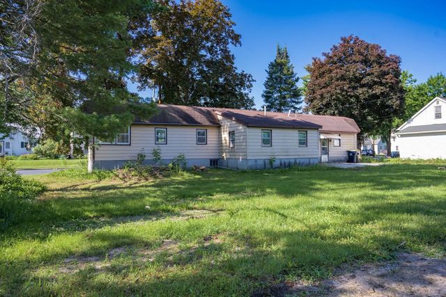 433 West Avenue, Mauston, WI 53948
