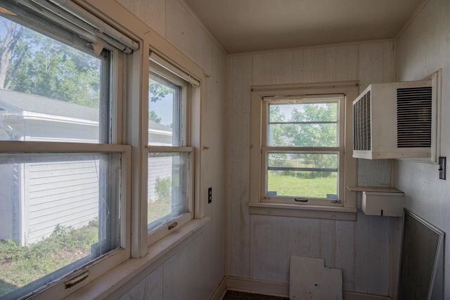 433 West Avenue, Mauston, WI 53948