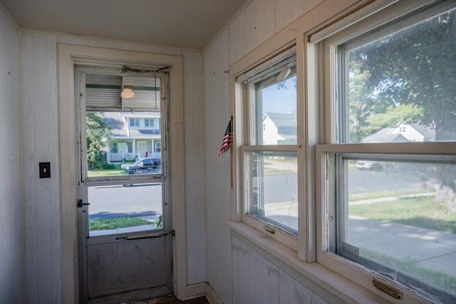 433 West Avenue, Mauston, WI 53948
