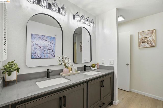 239 Paseo bernal, Moraga, CA 94556