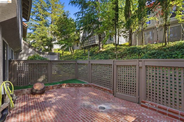 239 Paseo bernal, Moraga, CA 94556