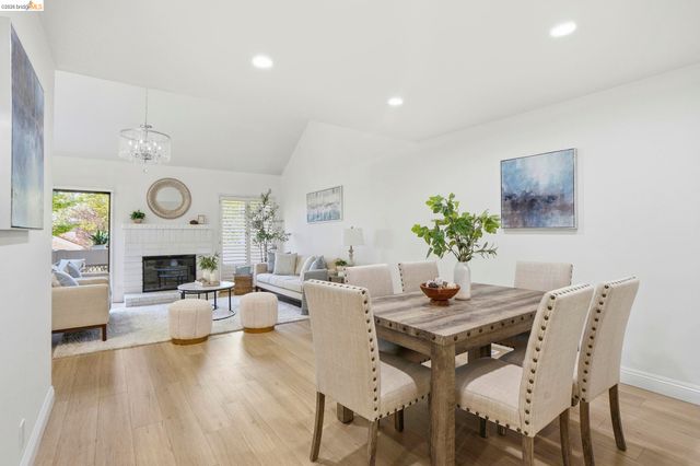 239 Paseo bernal, Moraga, CA 94556