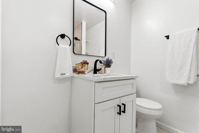 203 AUDREYS CT SE, Vienna, VA 22180