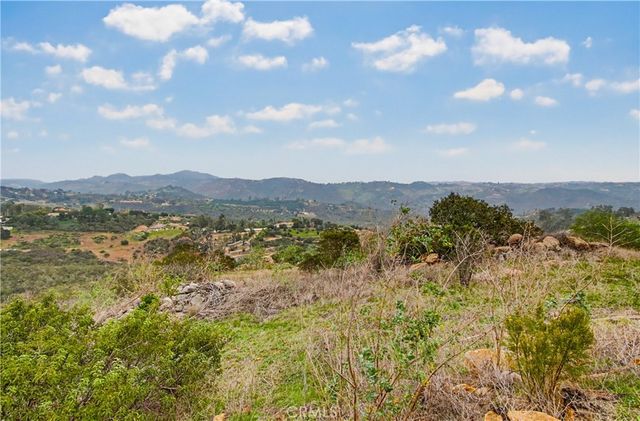 11905 Sierra Rojo, Valley Center, CA 92082