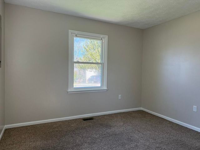 3610 Stamper Drive, Winchester, KY 40391