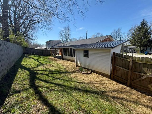 3610 Stamper Drive, Winchester, KY 40391