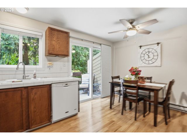 29640 Sw VOLLEY St 40, Wilsonville, OR 97070