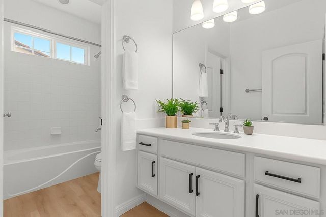 1120 Championship Rd, Oceanside, CA 92057