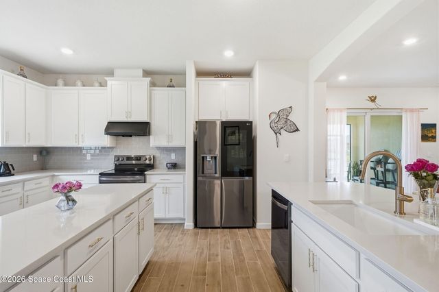 5285 2nd Manor, Vero Beach, FL 32968