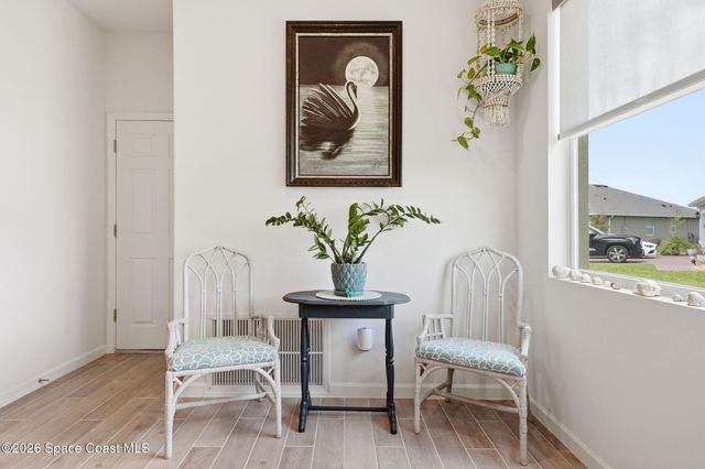 5285 2nd Manor, Vero Beach, FL 32968