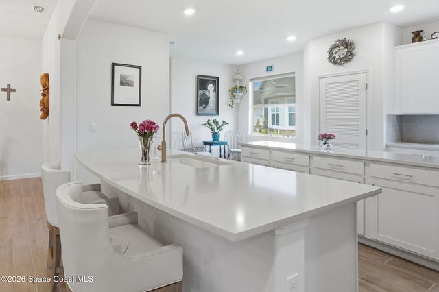 5285 2nd Manor, Vero Beach, FL 32968